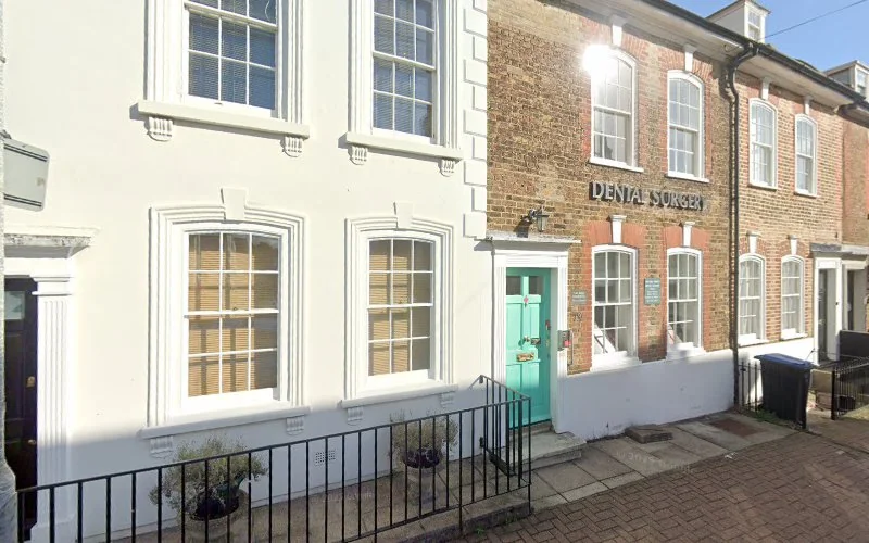 Ali S M & Associates - Dental clinic in Ramsgate