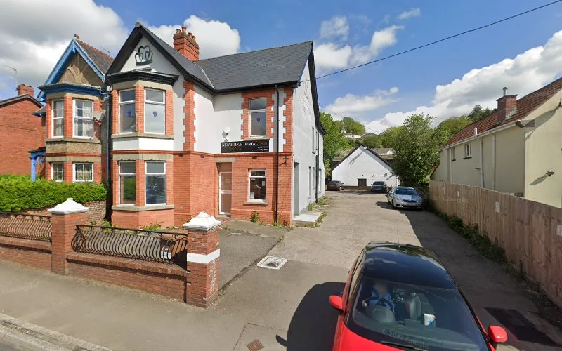 Evans M T - Dental clinic in Newport