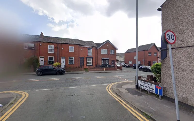 Platt Bridge Dental - Dental clinic in Wigan