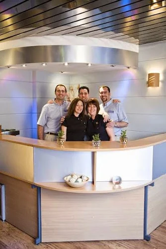 Your future smiles Ltd - Dental laboratory in Harpenden