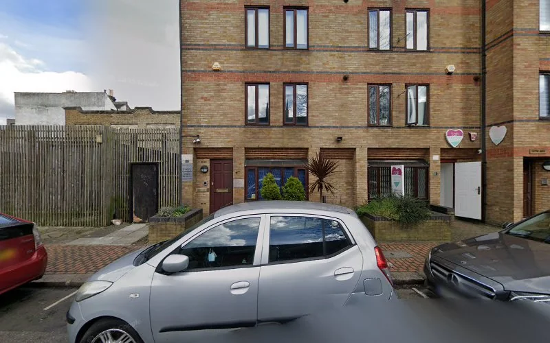 Dr. Aleksandra Przepiał - Dentist in Croydon