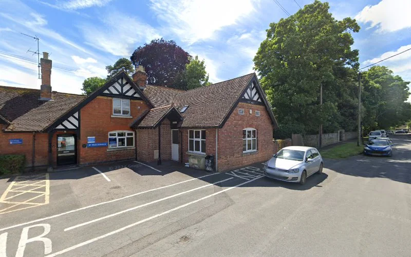 Gloucestershire Care Services - Dental clinic in Fairford