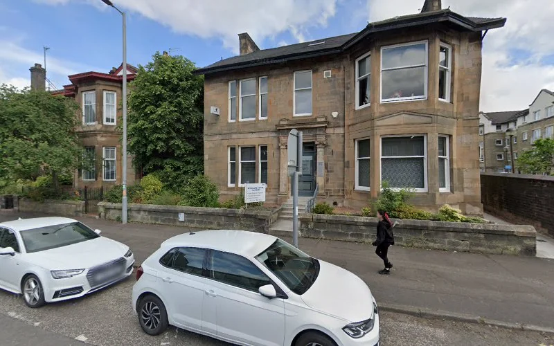 Dr S Luthra - Dentist in Paisley