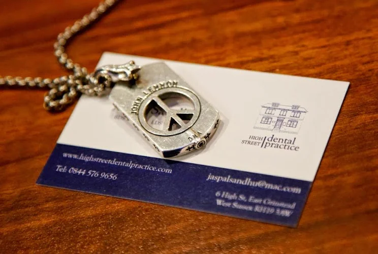 The High Street Dental Practice - Dental clinic in East Grinstead