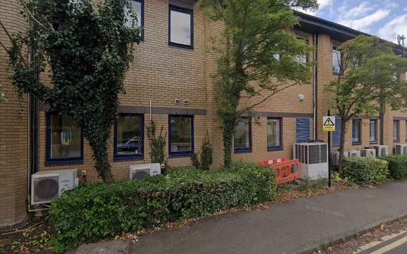 D R G - Dentist in Bicester