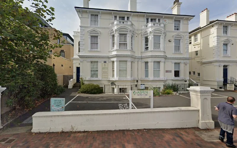 Aspen Clinic - Dentist in Tunbridge Wells