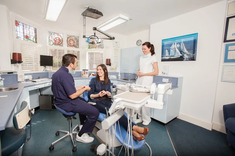 Roseneath Dental Care - Dentist in Richmond