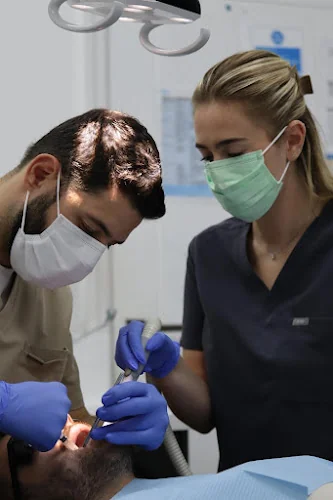 Night and Day Emergency Dentist Preston - Emergency dental service in Preston