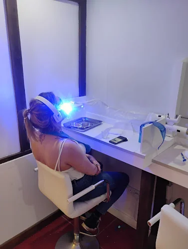 Neath Teeth - Teeth whitening service in Neath