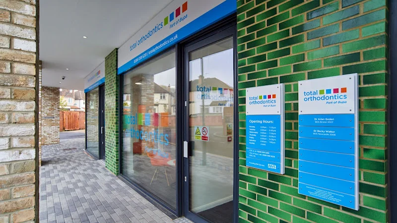 Total Orthodontics Lewisham - Orthodontist in London