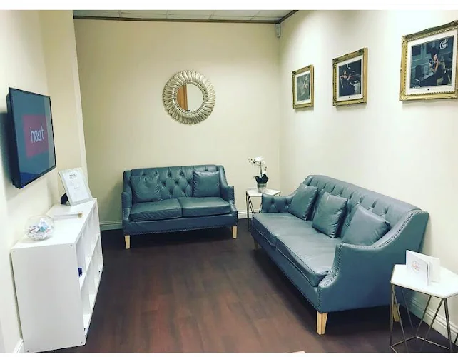 Oak Tree Dental Centre Kirkintilloch - Dental clinic in Glasgow