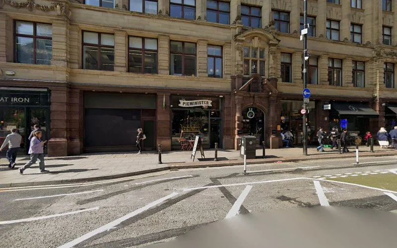 Smile Society - Dental clinic in Manchester