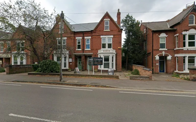Darling Dr N - Dentist in Nottingham