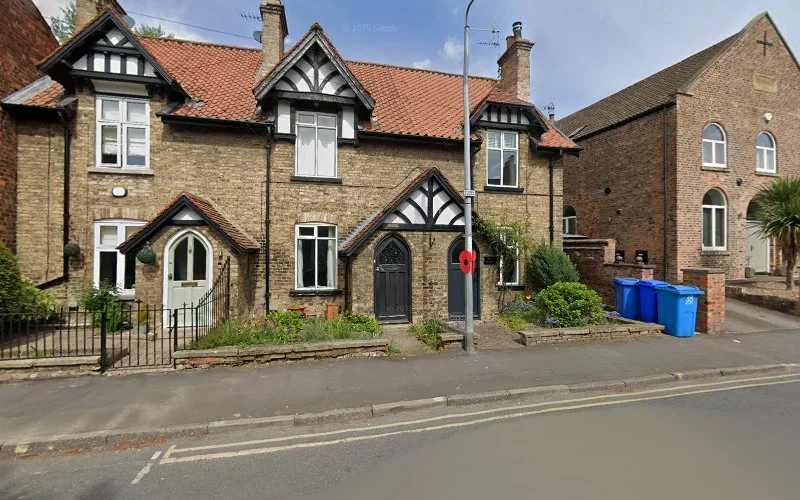 Bolland J M - Dental clinic in Brough