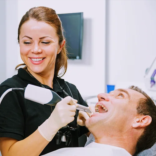 Avalon Oral Care Centre - Dental clinic in Crawley