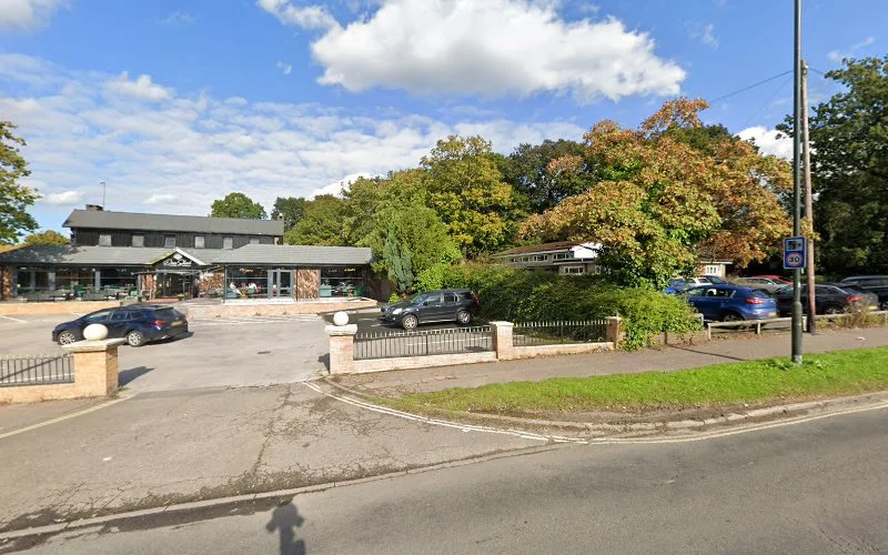 Southlogde Dental Practice - Dental clinic in Crawley