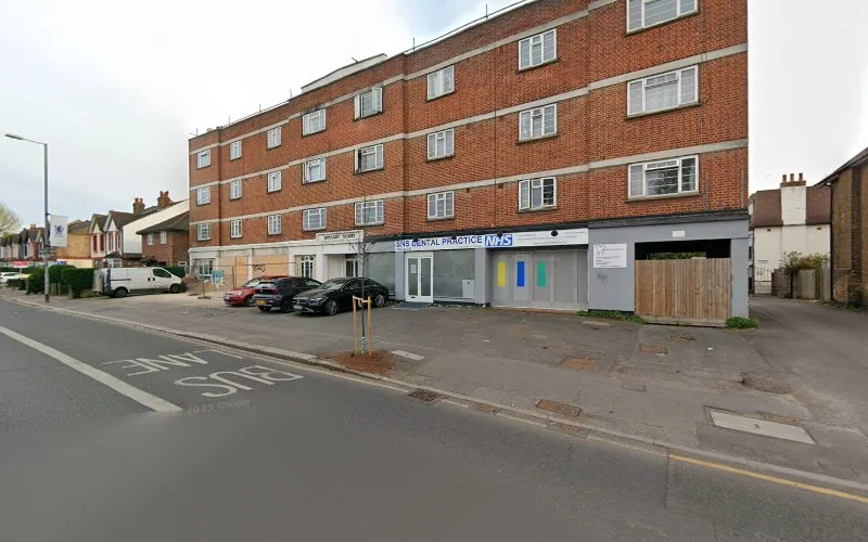 S N S Dental Practice - Dental clinic in Kingston upon Thames