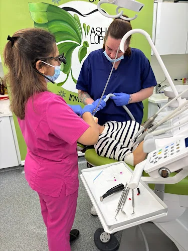 Ashley Lupin and Associates - Dentist in Chatham