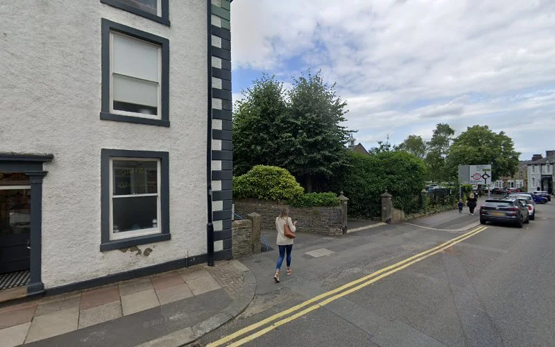 CM NOLAN - Dentist in Clitheroe