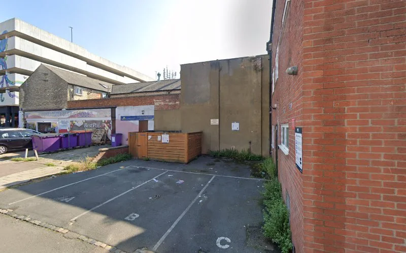 Whitecross - Dental clinic in Bedford