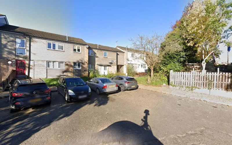 Dr Vanita Tosar -woodview Dental Practice - Dentist in Northampton