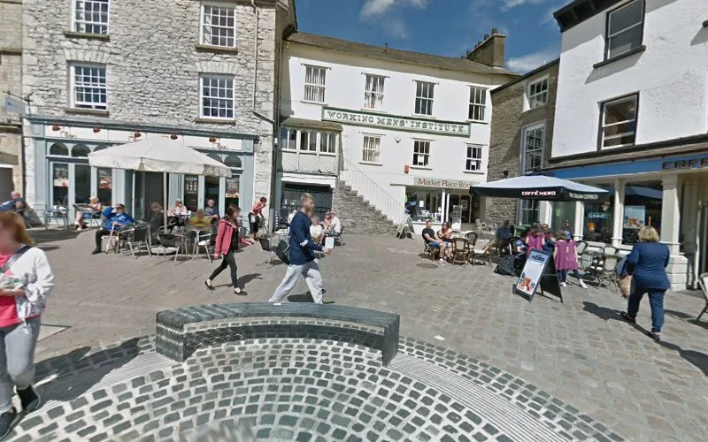 Reid w H - Dental clinic in Kendal