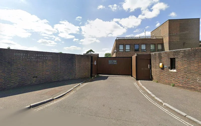 Dickens Yard Dental - Dentist in Richmond