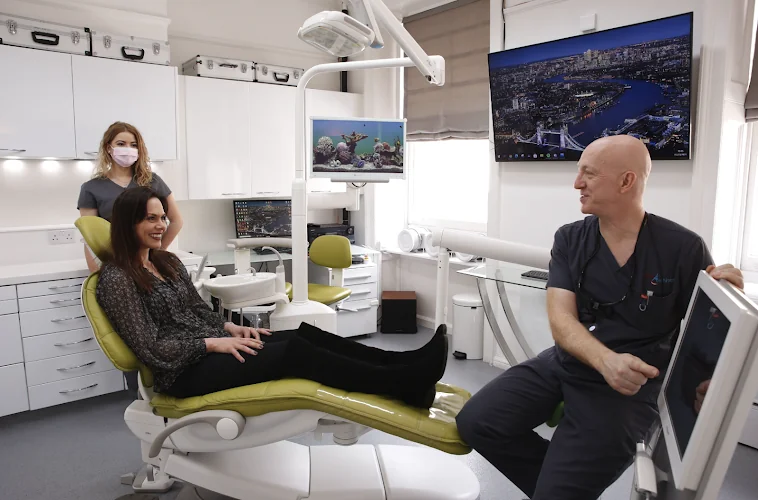 Smile Architect Dr Adam Slade - Dental clinic in London