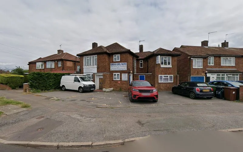 Manor Way Dental Practice Tooth Whitening - Dental clinic in Borehamwood