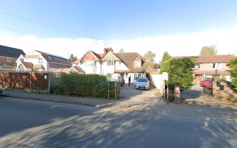 Christophe Della Vedova - Dental clinic in Windlesham