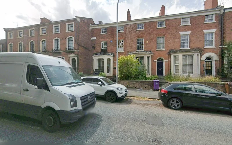 Gibson Clive J - Dental clinic in Wolverhampton