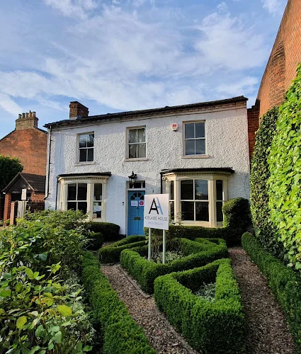 Adelaide House Dental Practice - Bedford - Dentist in Bedford