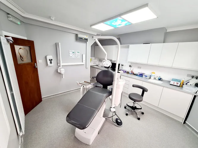 Ham Dental Practice - Dental clinic in Kingston upon Thames