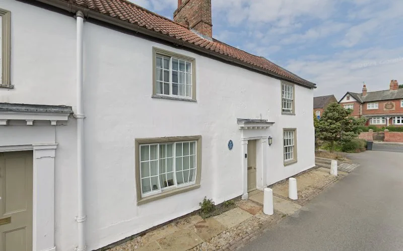 Kelsey Dental Therapist - Dental hygienist in York