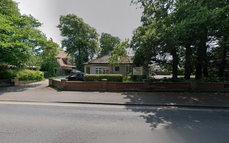 BEACON LODGE DENTAL SURGERY - Dentist in Christchurch