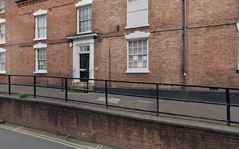 Ahmed A - Dental clinic in Kidderminster