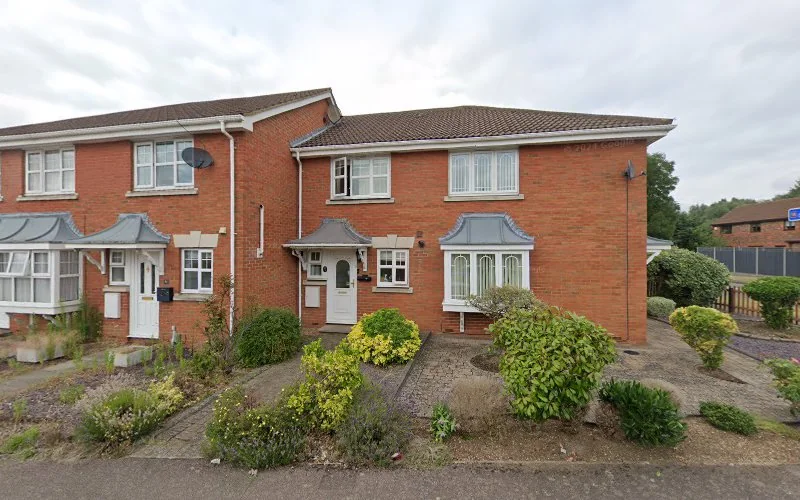 Dr Jai Basudev - Dental clinic in Bedford