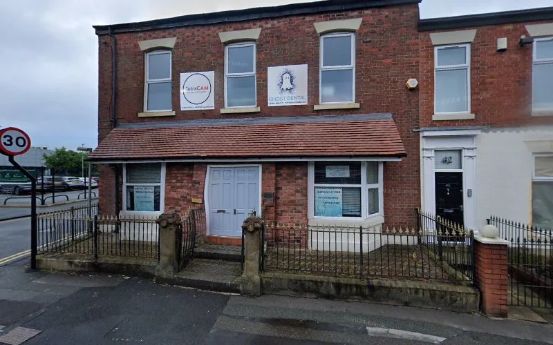 Central Ceramics Ltd - Dental laboratory in Bolton