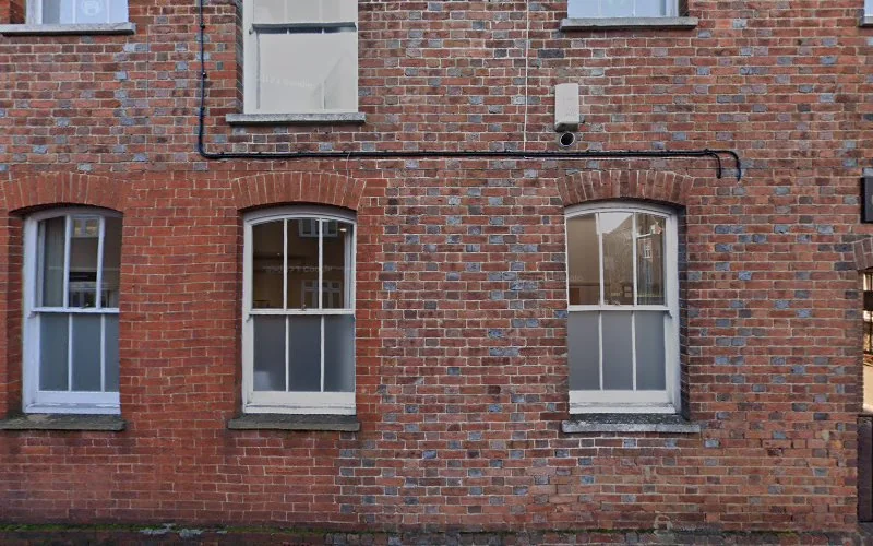 Hosier Dr Sarah - Dentist in Horsham