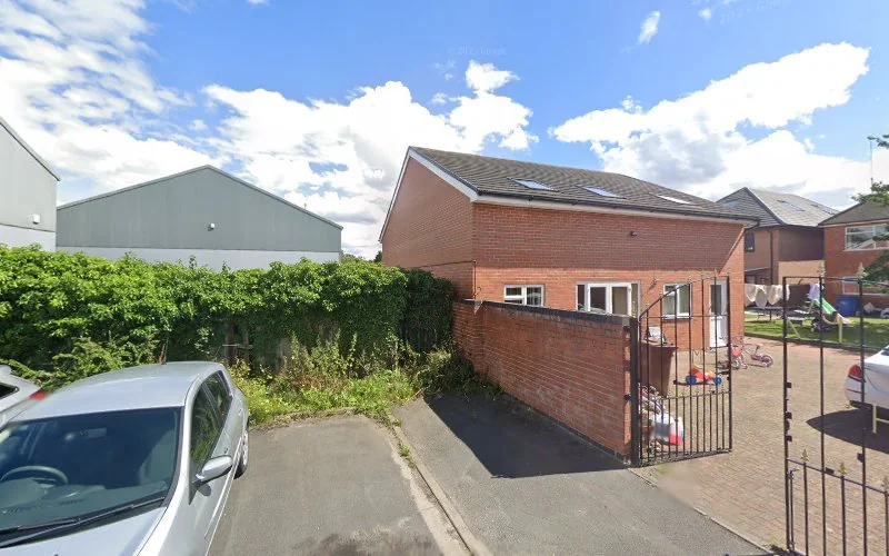 Osborne D J - Dental clinic in Burton-on-Trent