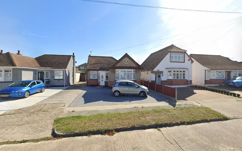 Chrystal White - Cosmetic dentist in Clacton-on-Sea