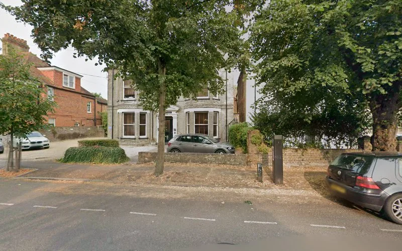 Nixon Dr C - Dental clinic in Windsor