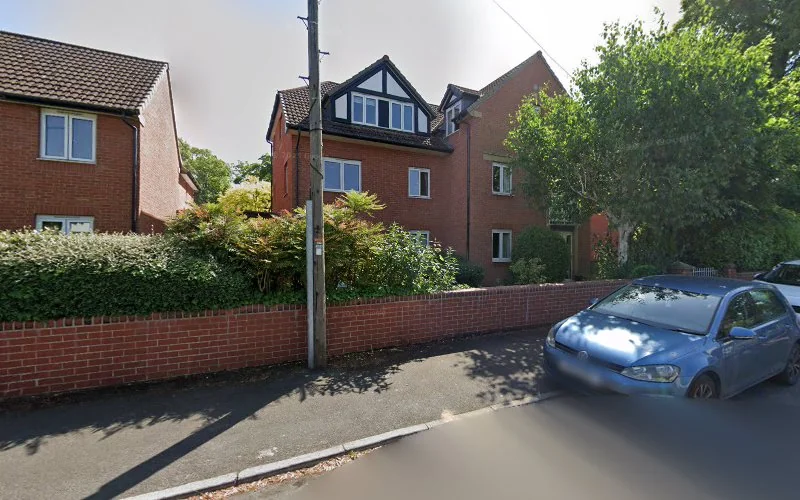 FOG LANE DENTAL PRACTICE - Dental clinic in Manchester