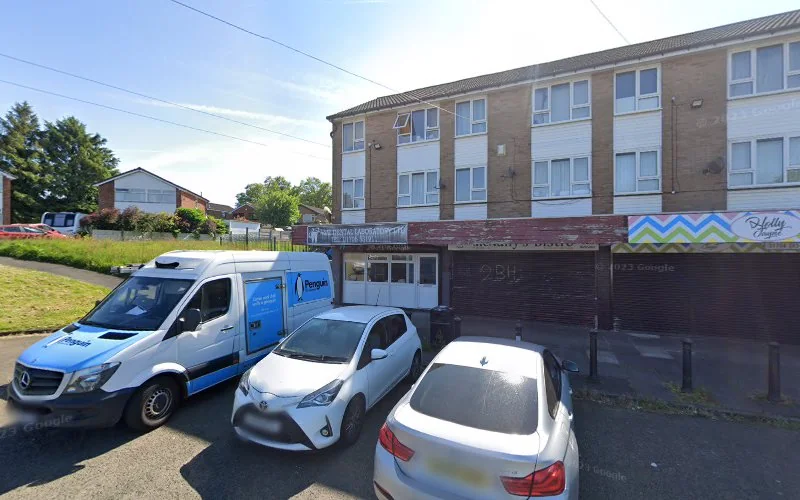 A & W Dental - Dental clinic in Heywood