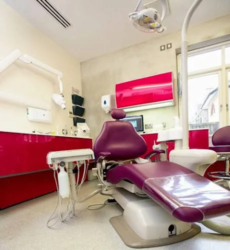Pearl Dental - Dental clinic in London