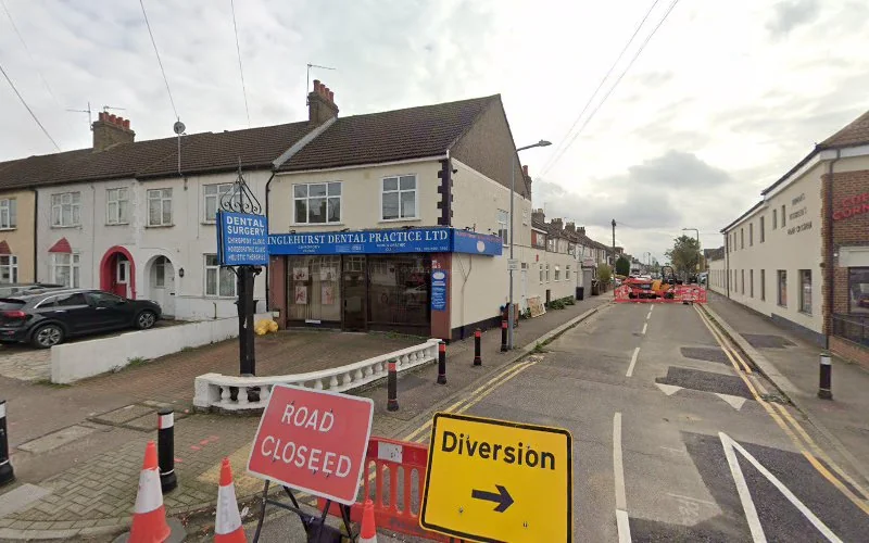 Malhotra G K - Dental clinic in Ilford