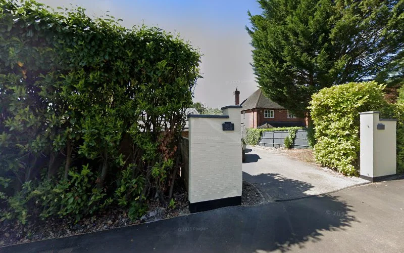 Canajohari Dental Practice - Dental clinic in Camberley