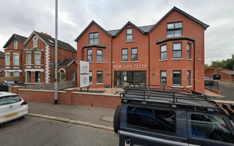 Teeth Forever Dental Implants - Dental implants periodontist in Belfast