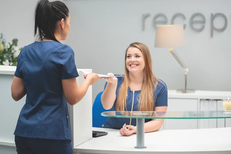 Alex Jones Dentistry Barnsley - Dental implants periodontist in Barnsley