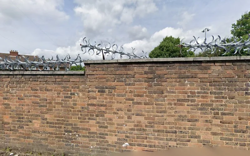 T.W.D.L Ltd - Dentist in Slough